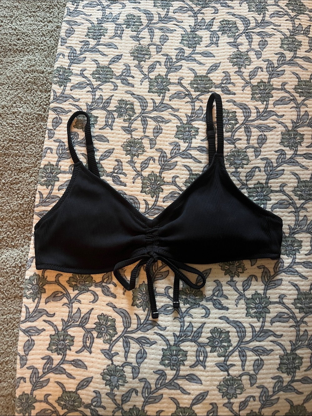 Black Women's Ribbed Tie-Front Bikini top
